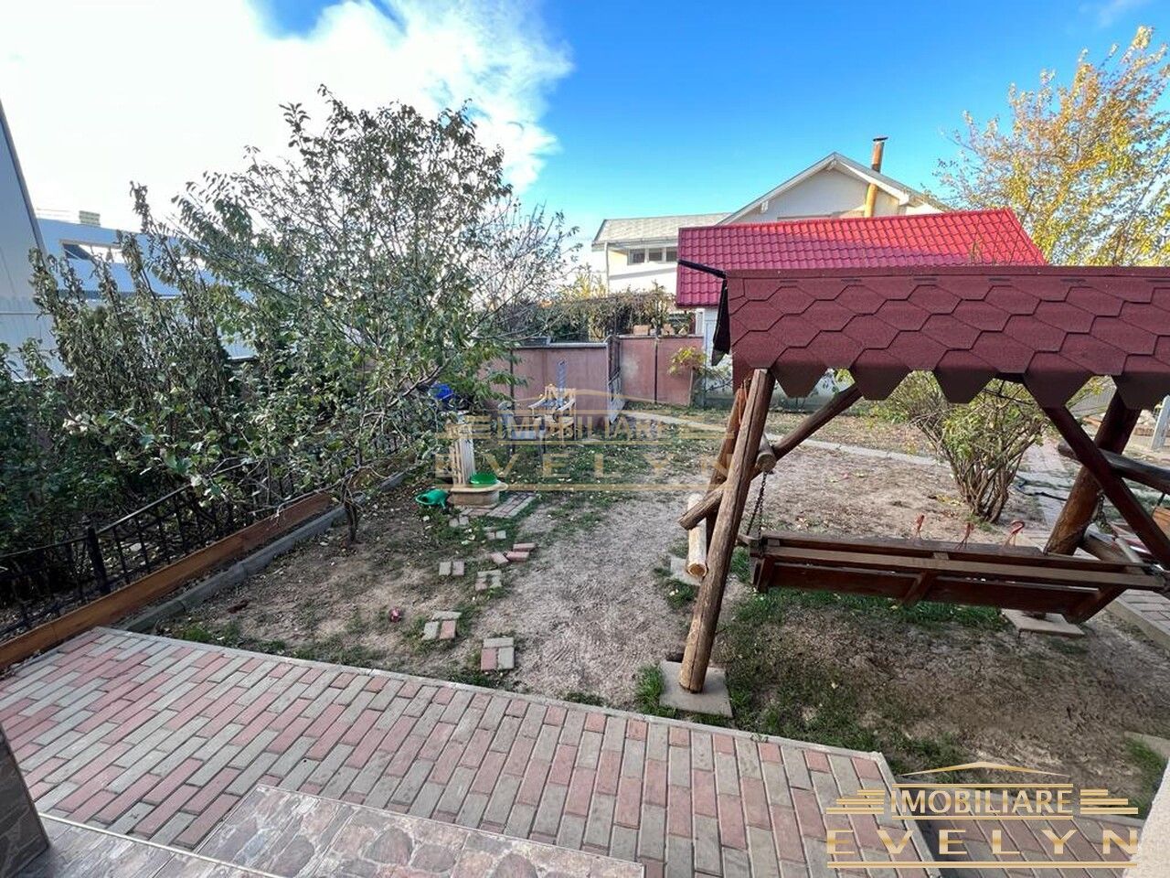 Casa tip duplex de vanzare + teren, zona Manastirea Doamnei. - Poză 7