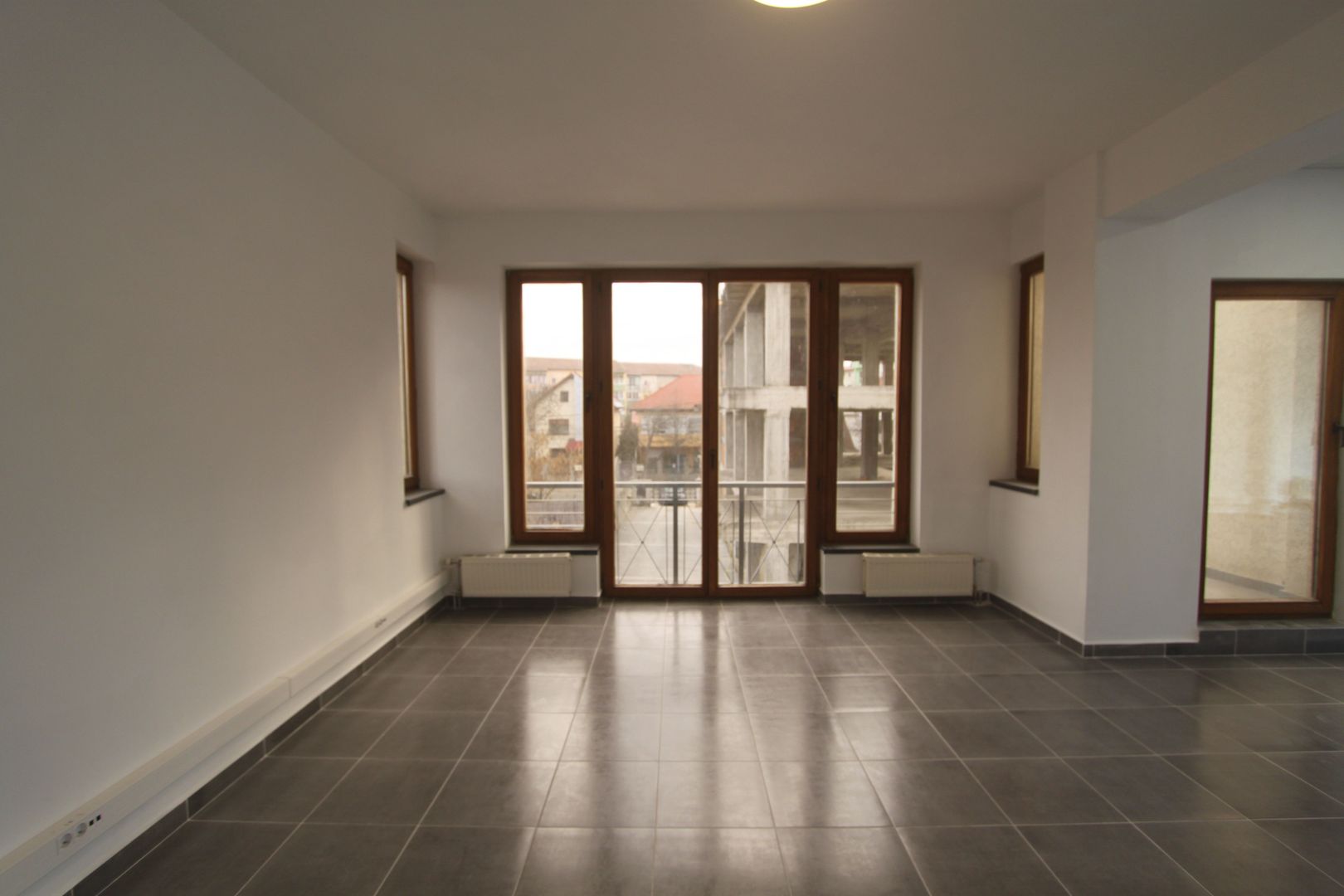 Spatiu birouri E+M - 205mp - zona L. Rebreanu - Poză 17