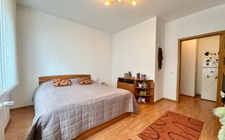 Apartament spațios cu 3 camere,  central, lumină naturală, parcare subterana - Poză 5