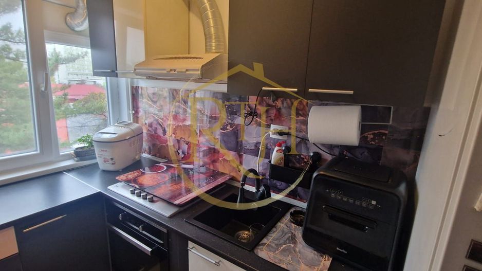 Vand apartament cu 4 camere in zona spitalul judetean,comision ,,0'' - Poză 13