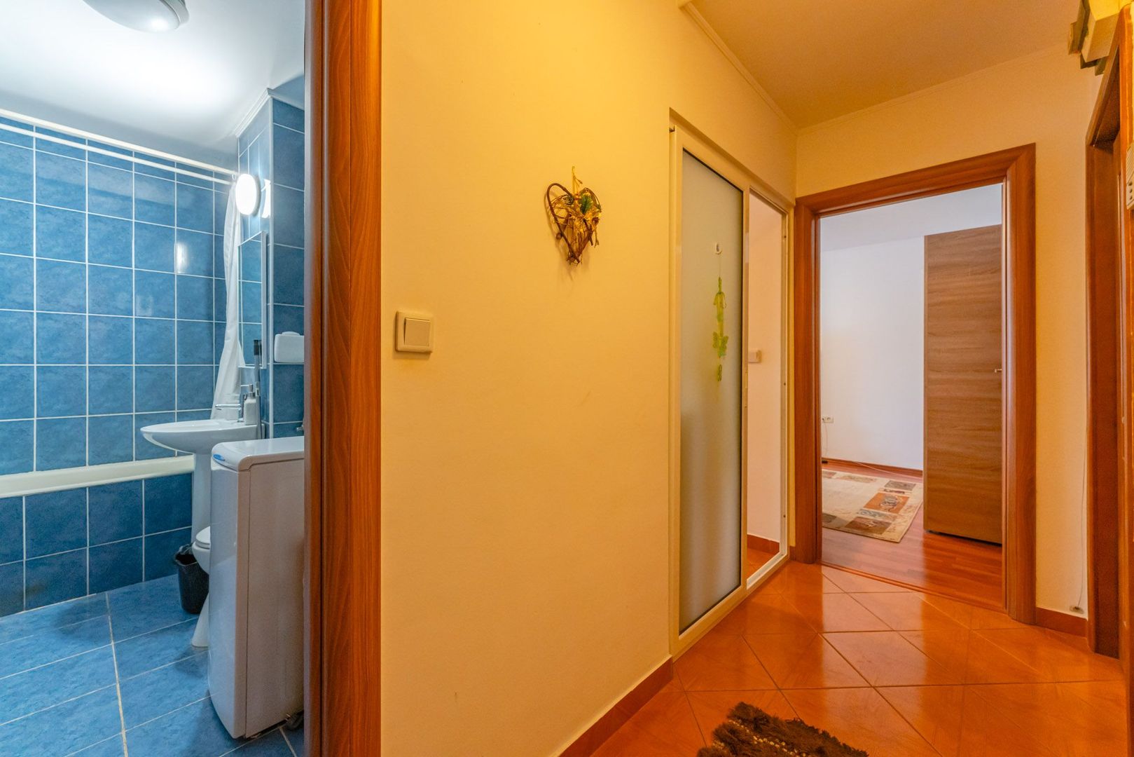 Garsonieră de 32 mp cu bucătărie separată, parter,  zona Piața Astra - Poză 6