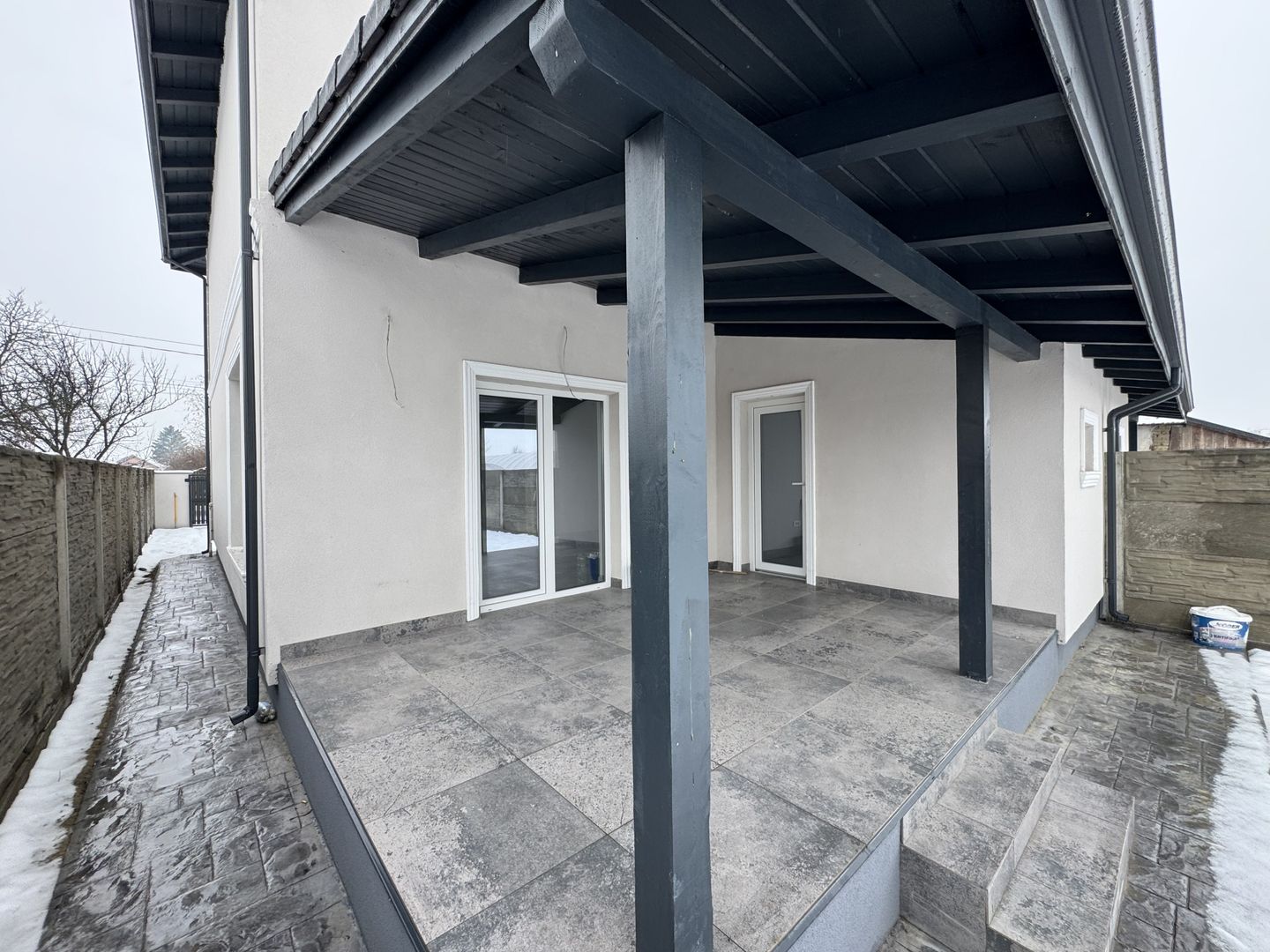 1/2 Duplex Utvin,4 Camere,2 Bai,Toate Utilitatile - Poză 3