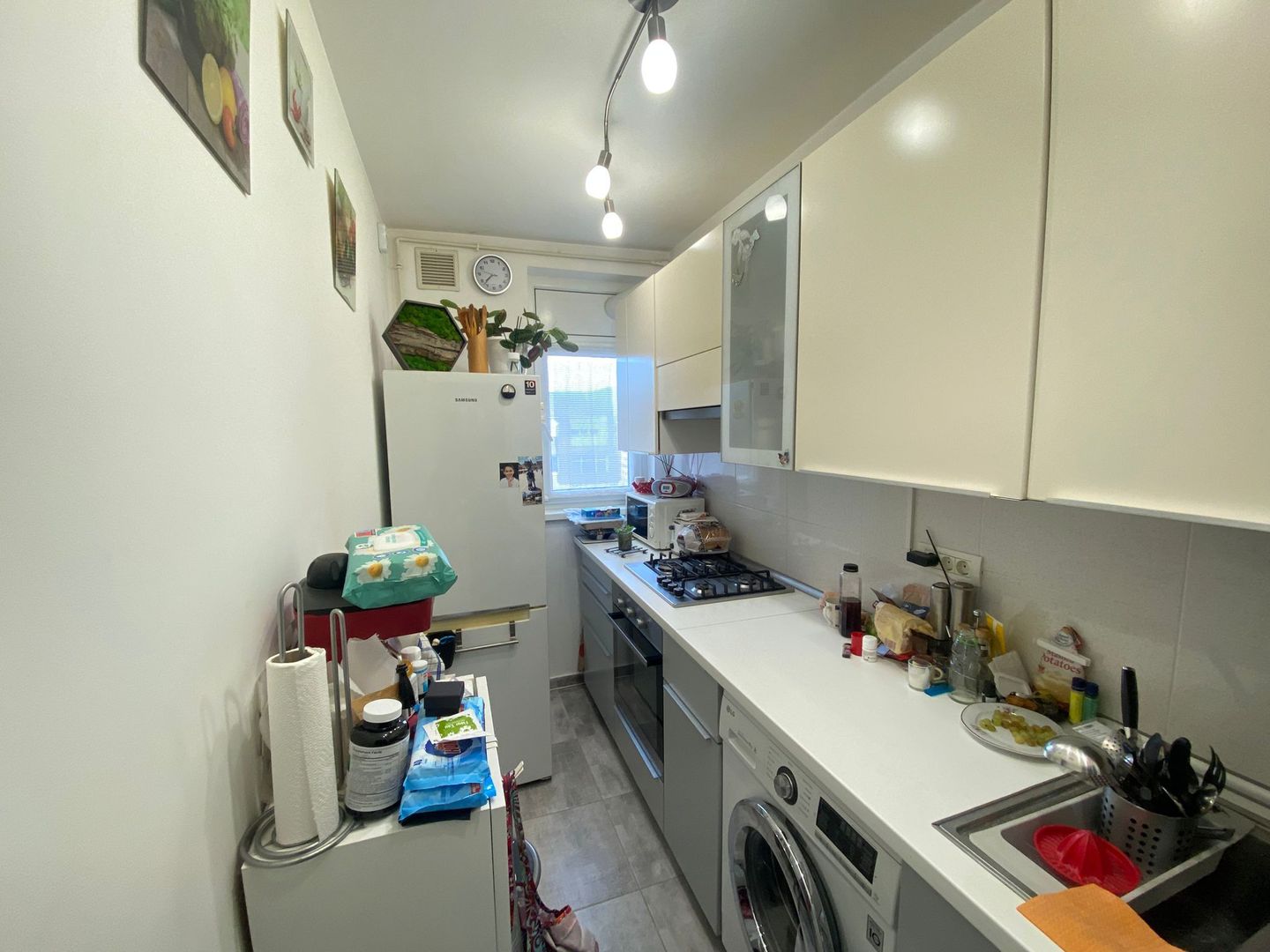 4 camere renovate, 60 mp + balcon, etaj 10/11 – Drumul Taberei V7 - Poză 9