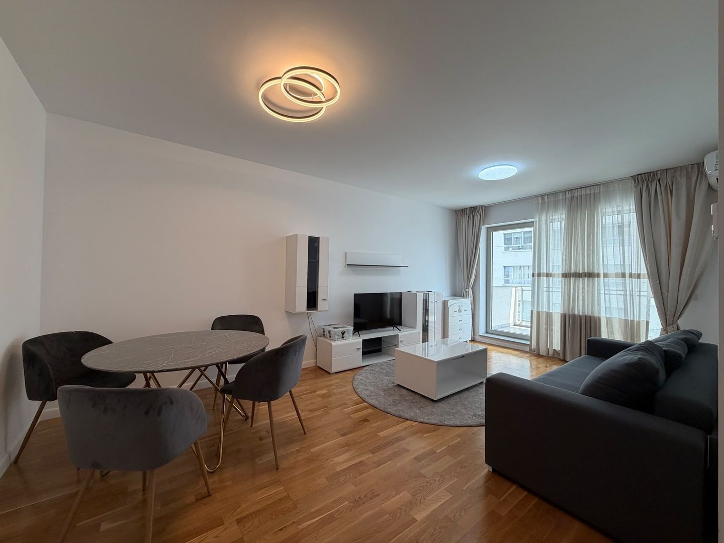 APARTAMENT 2 CAMERE | LUXURIA | LOC DE PARCARE SEPARAT - Poză 1