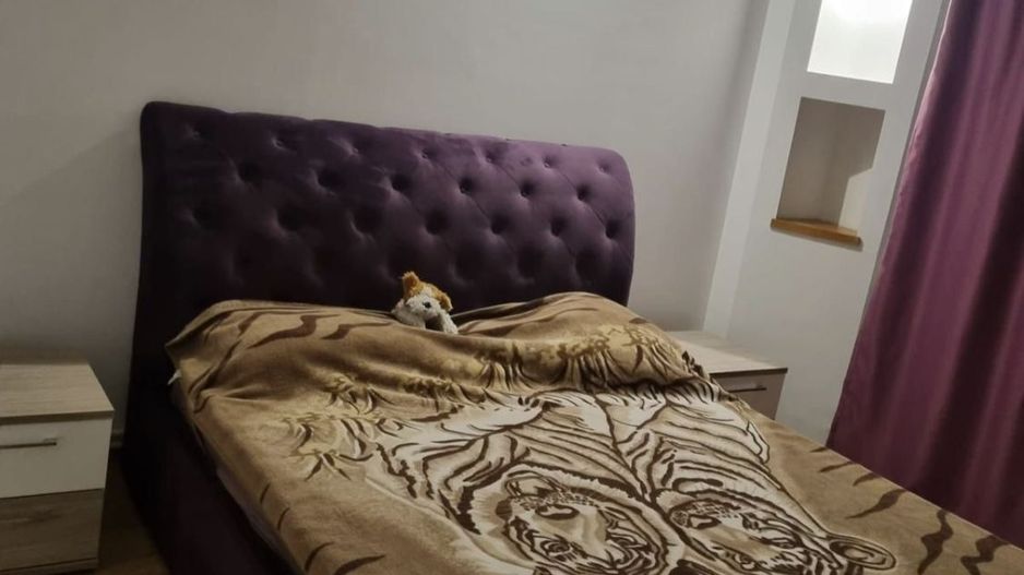 Vand sau schimb apartament 3 camere - Poză 6