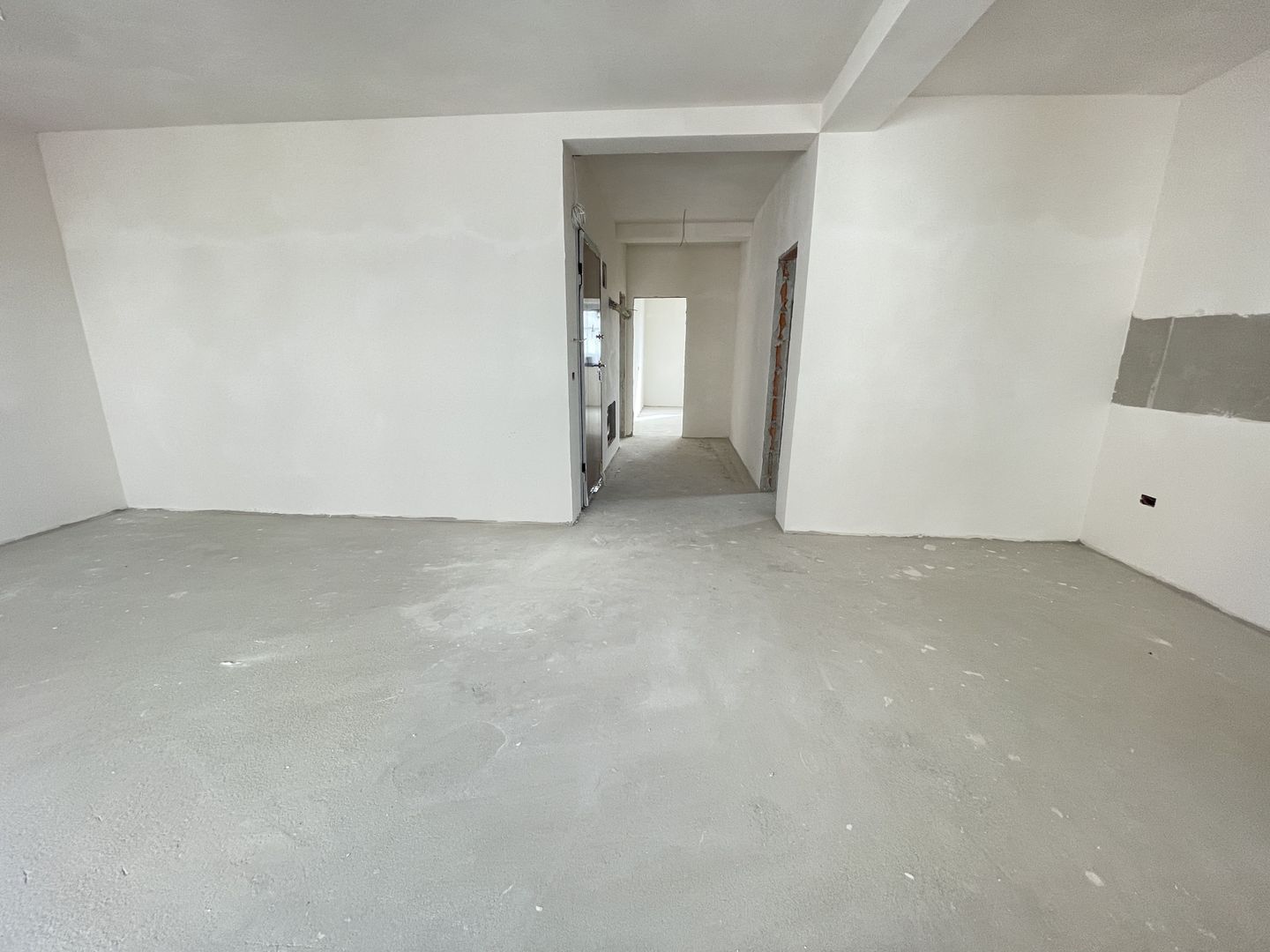 Apartament cu doua camere spatios in Dumbravita - Poză 8