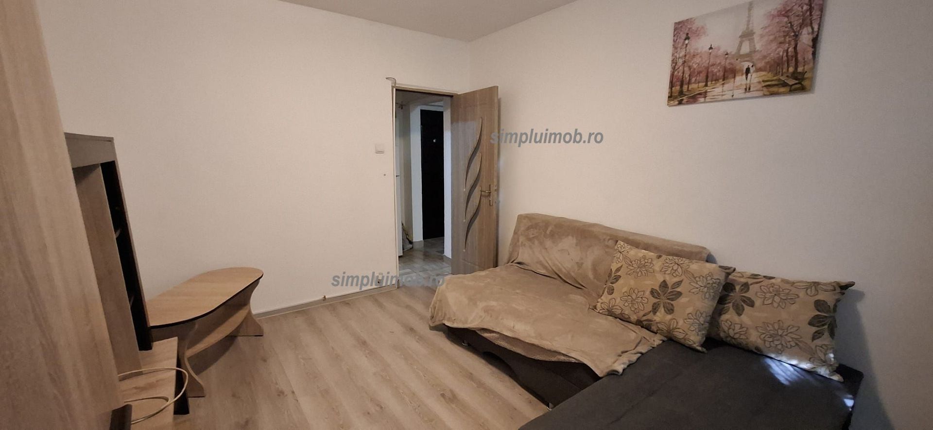 VANDUT! Garsoniera Moderna cu Centrala Proprie - Poză 2