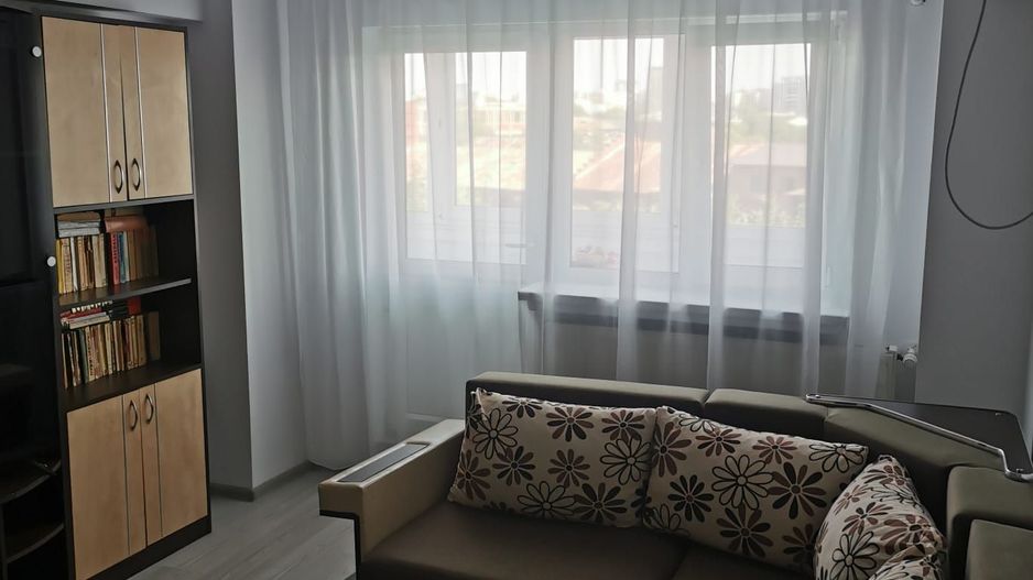 De inchiriat apartament cu 3 camere , Tineretului sector4 - Poză 2