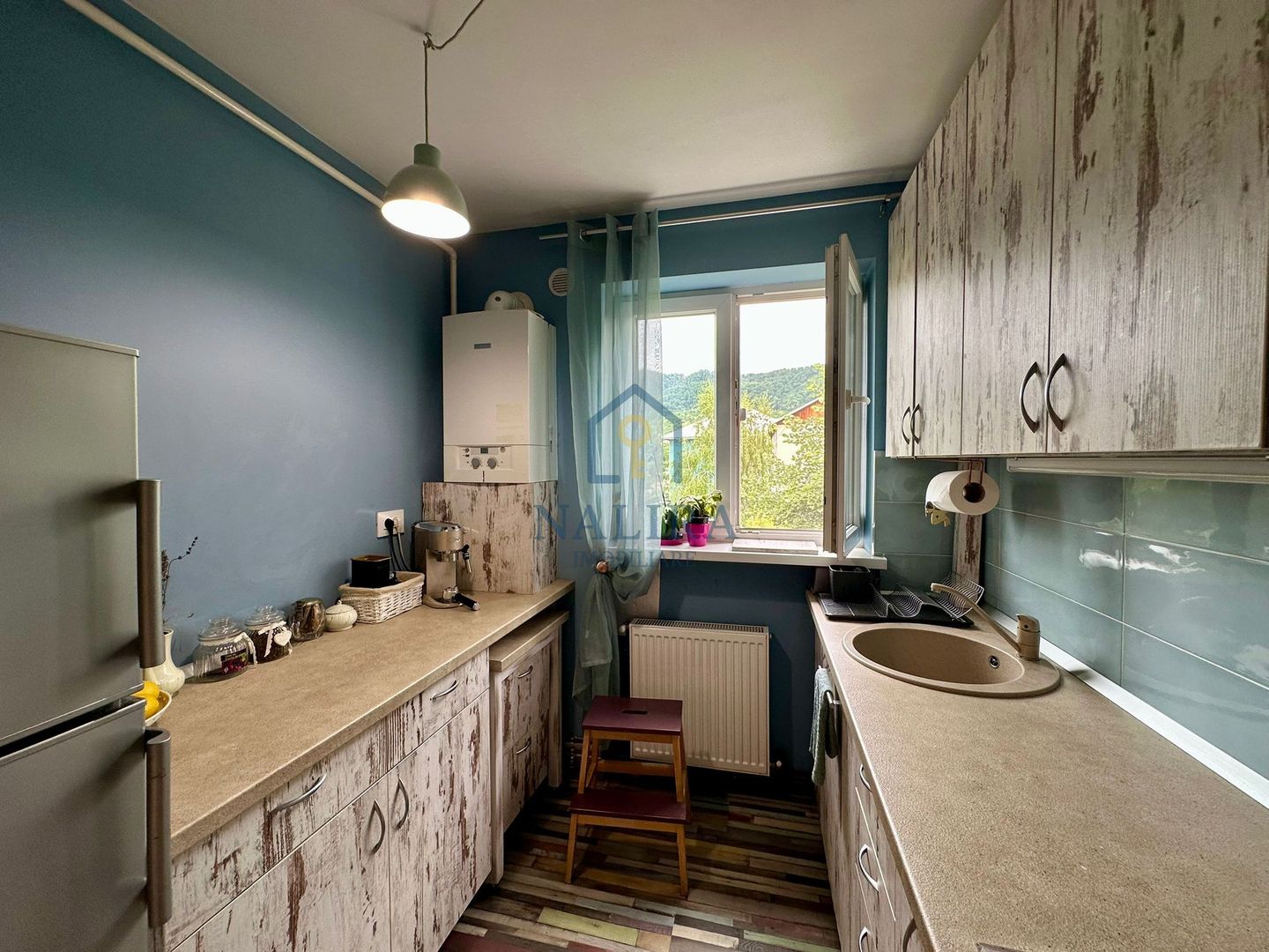 Apartament cu două camere - Poză 3