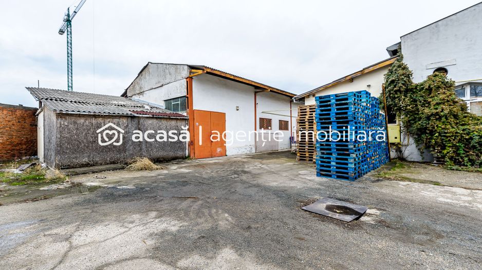 Hală în zona Intim - Poză 1