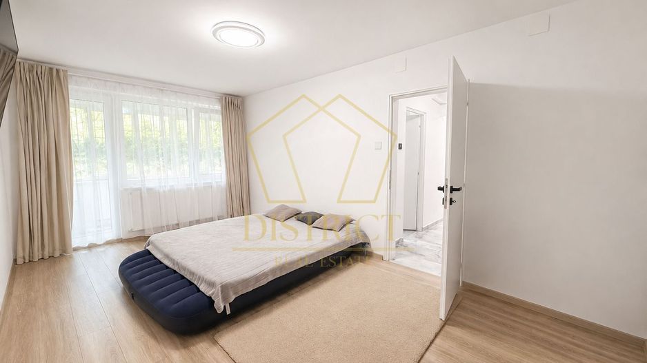 Apartament decomandat cu 3 camere și boxa | Parter | Dâmbovița - Poză 4