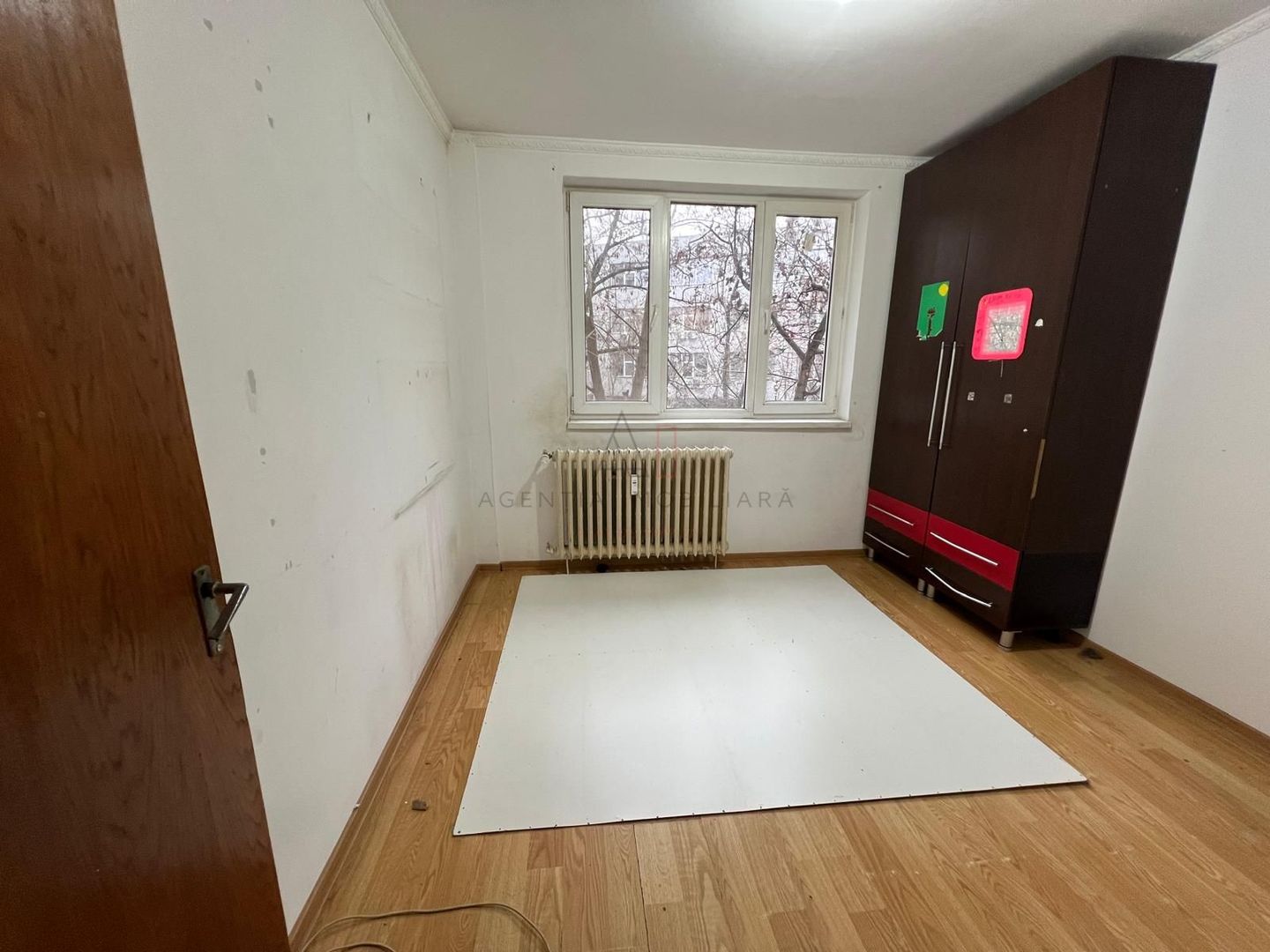 Apartament 3 camere Balcon Metrou  Raul Doamnei 1' - Poză 1