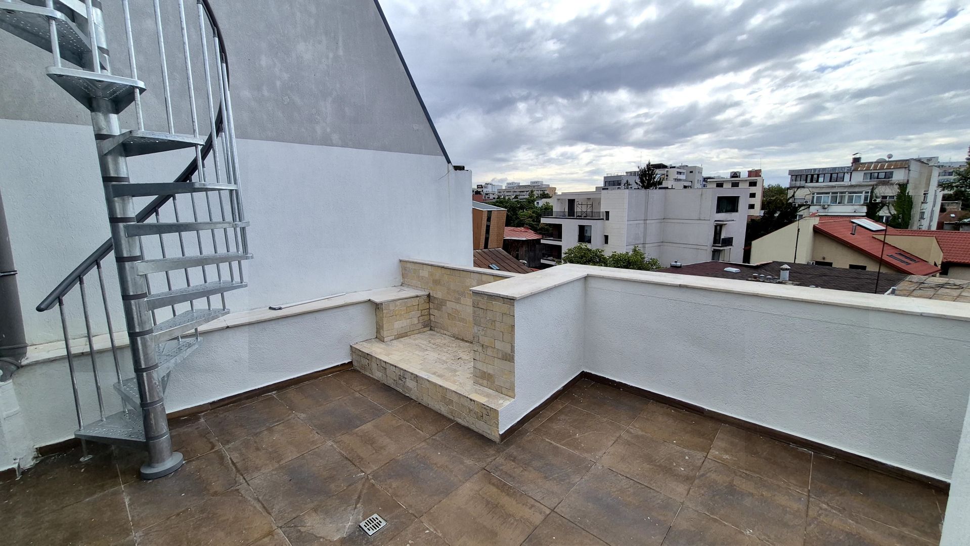 Apartament premium 2 camere 76,70 mp utili + terasa 17,50 mp Polona comision 0% - Poză 7