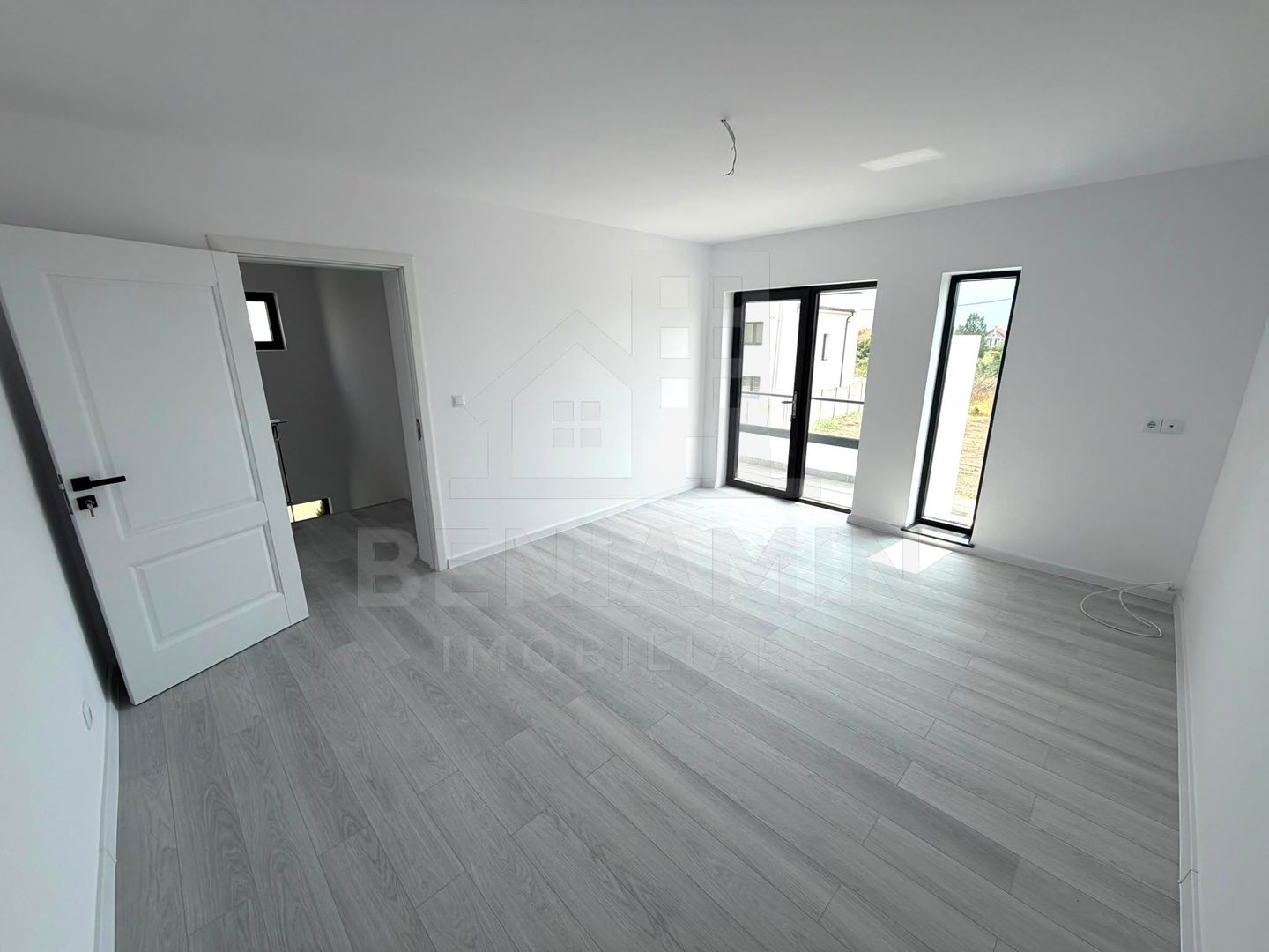 Casa moderna - 4 dormitoare - 2026 - toate utilitatile - Ford - Poză 7