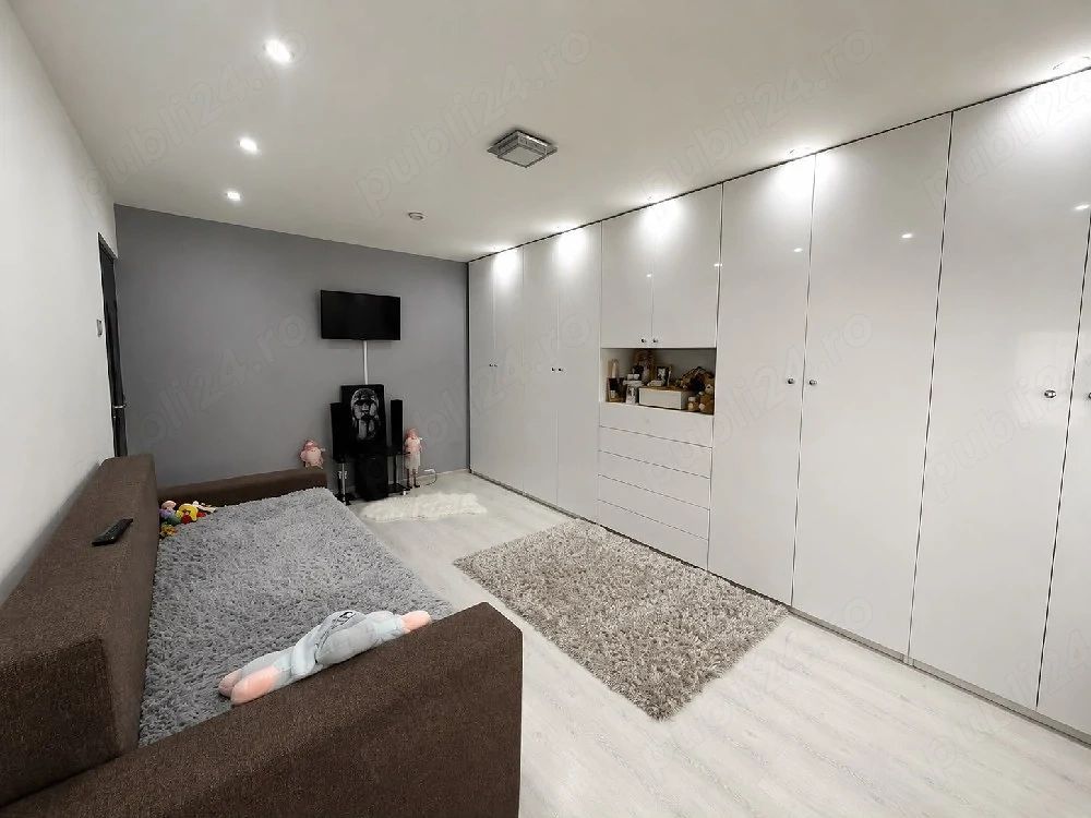 🔥 APARTAMENT DE VÂNZARE ÎN TEIUȘ - Poză 1