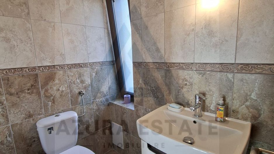 Casa intabulata 5 camere 2 bai si curte generoasa in Bavaria Park - Poză 13