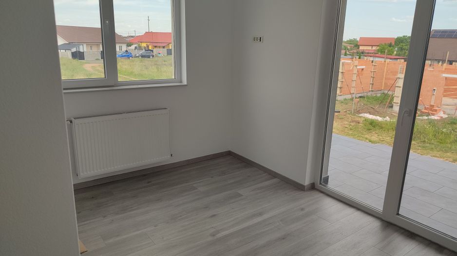 Sanandrei, Duplex pe Etaj, Proiect Modern, Desp prin camera Tehnica. - Poză 14