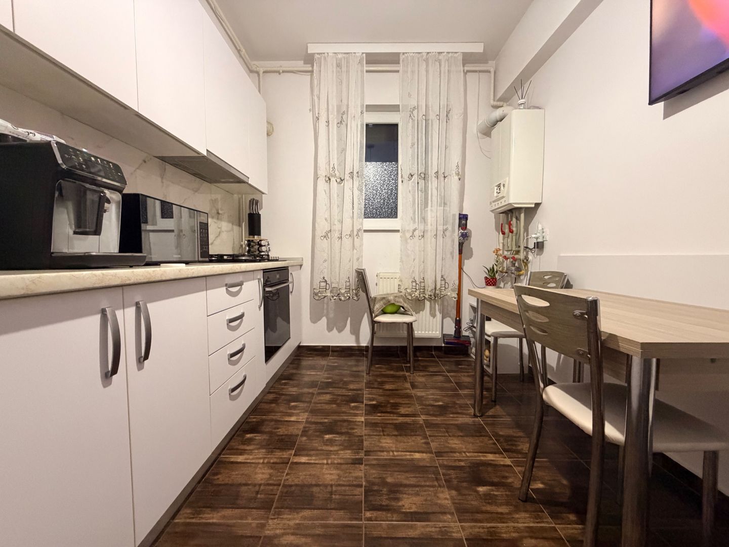 APARTAMENT 2 CAMERE | LOC DE PARCARE | MOBILAT/UTILAT COMPLET - Poză 8