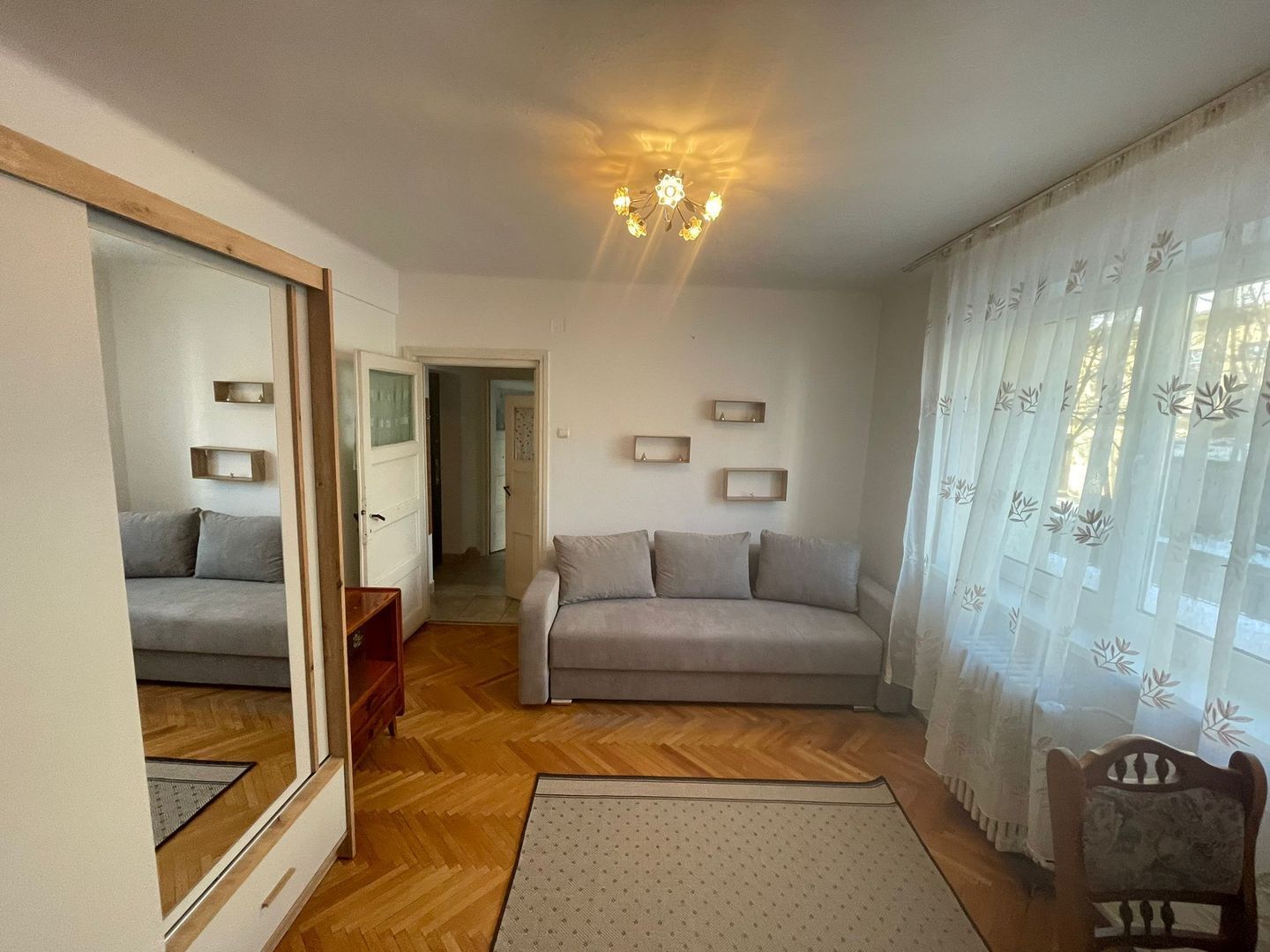 Apartament 2 Camere De Inchiriat | Ultracentral | Etaj 1 | P-ta Mihai Viteazu - Poză 2