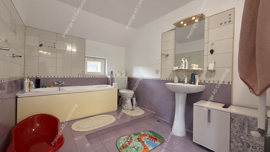 Casa individuala | 5 Camere- Sag - Poză 24