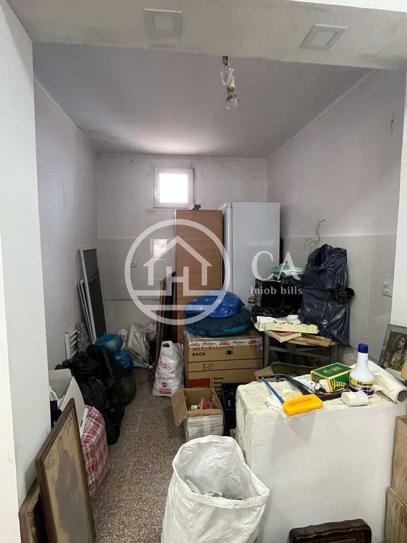 Casa de vanzare D+P+E+M cu 5 camere în Livada De Bihor - Poză 2