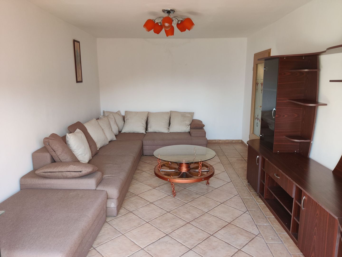 APARTAMENT  4 CAMERE C.ARADULUI 650 EURO - Poză 2