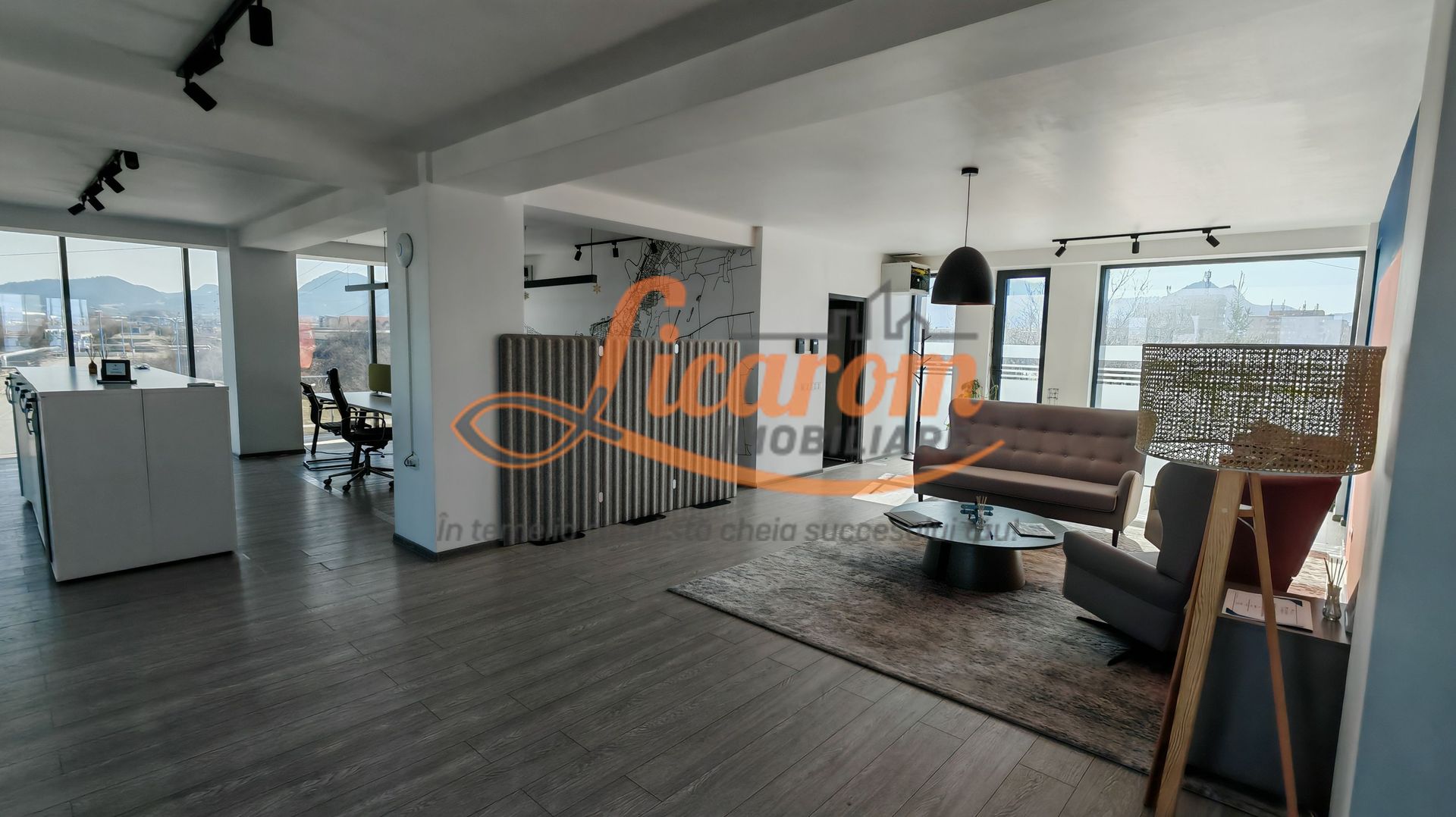 Spatiu de birouri/ call center/IT ,190 mp de inchiriat pret 2280 euro - Poză 22