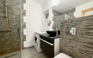 VÂNZARE 3 CAMERE | ZONA TITAN-OZANA | CENTRALA PROPRIE | 2 BĂI - Poză 12