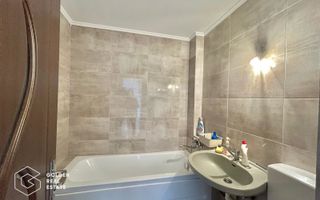 Apartament 3 camere, decomandat, zona Micalaca - Poză 7