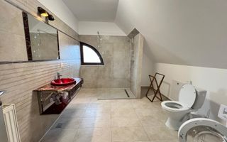 Casa cu 7 camere | 3 balcoane | Garaj | 220 mp + 80 mp curte | Cartier Panorama - Poză 31