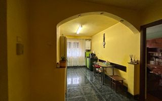 Vanzare apartament 3 camere, zona Piata Flora! - Poză 10