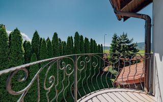 Proprietate de lux în Ghimbav, la doar 10 minute de Brașov - Poză 33