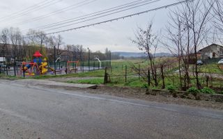 Teren intravilan Falticeni - Poză 1