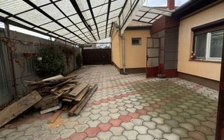 De vânzare Casă în Grădiște, curte + grădină proprie generoasă Arad - Poză 2