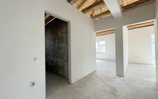 Casa  tip duplex/Zona strazii Urusagului. - Poză 11