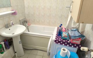 Garsoniera zona Basarabiei - Nicoale Sebe - Poză 3