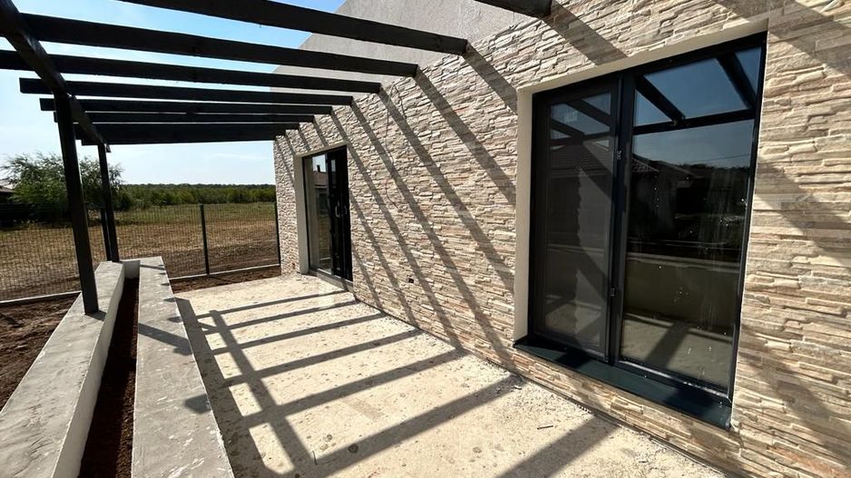 Casa individuala cu 4 camere Privighetorilor | Balotesti - Poză 15