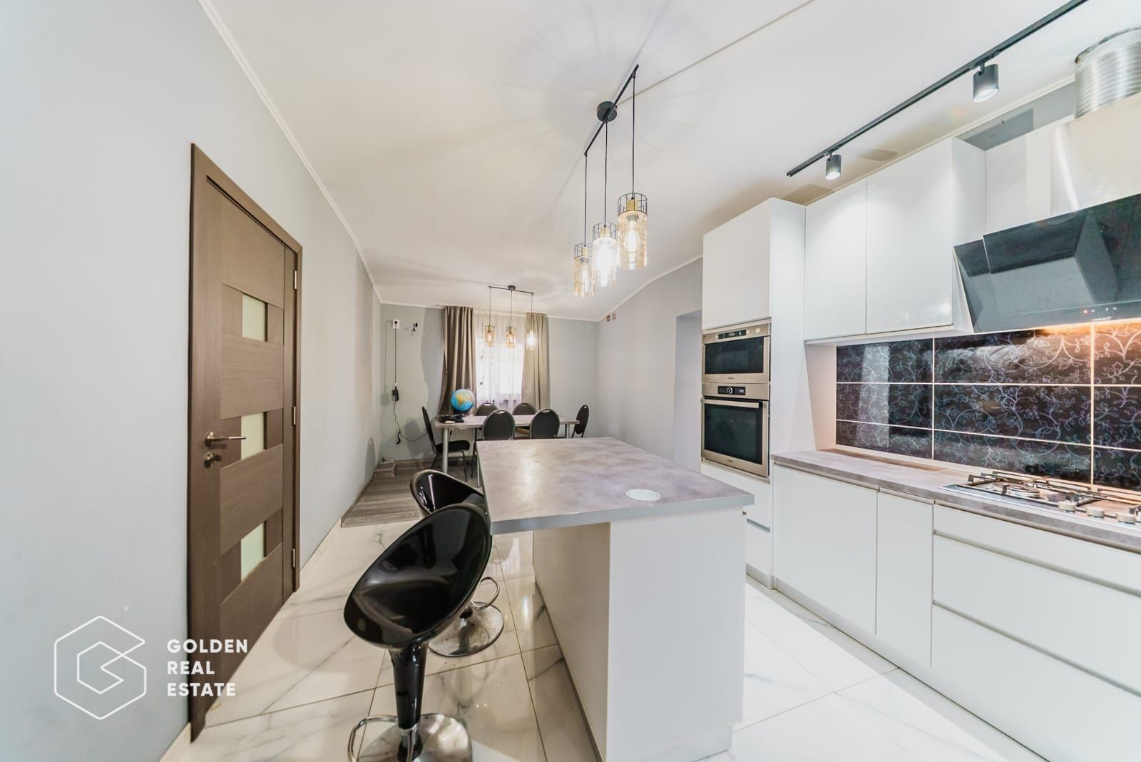 Casa ideala pt familie numeroasa sau spatiu de birouri, teren 908 mp, Gai - Poză 6