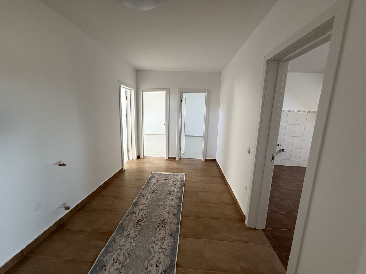 Apartament 105 mp | Zona Putnei | Renovat Complet - Poză 2