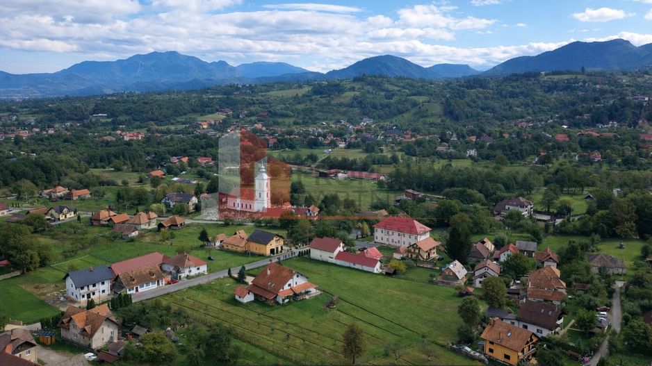 Teren intravilan 2.600 mp Predeluț Bran | Vedere Bucegi și Castelul Bran | Utili - Poză 10