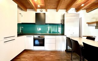 Apartament în Piața Unirii - renovat - mobilat și utilat - Poză 6