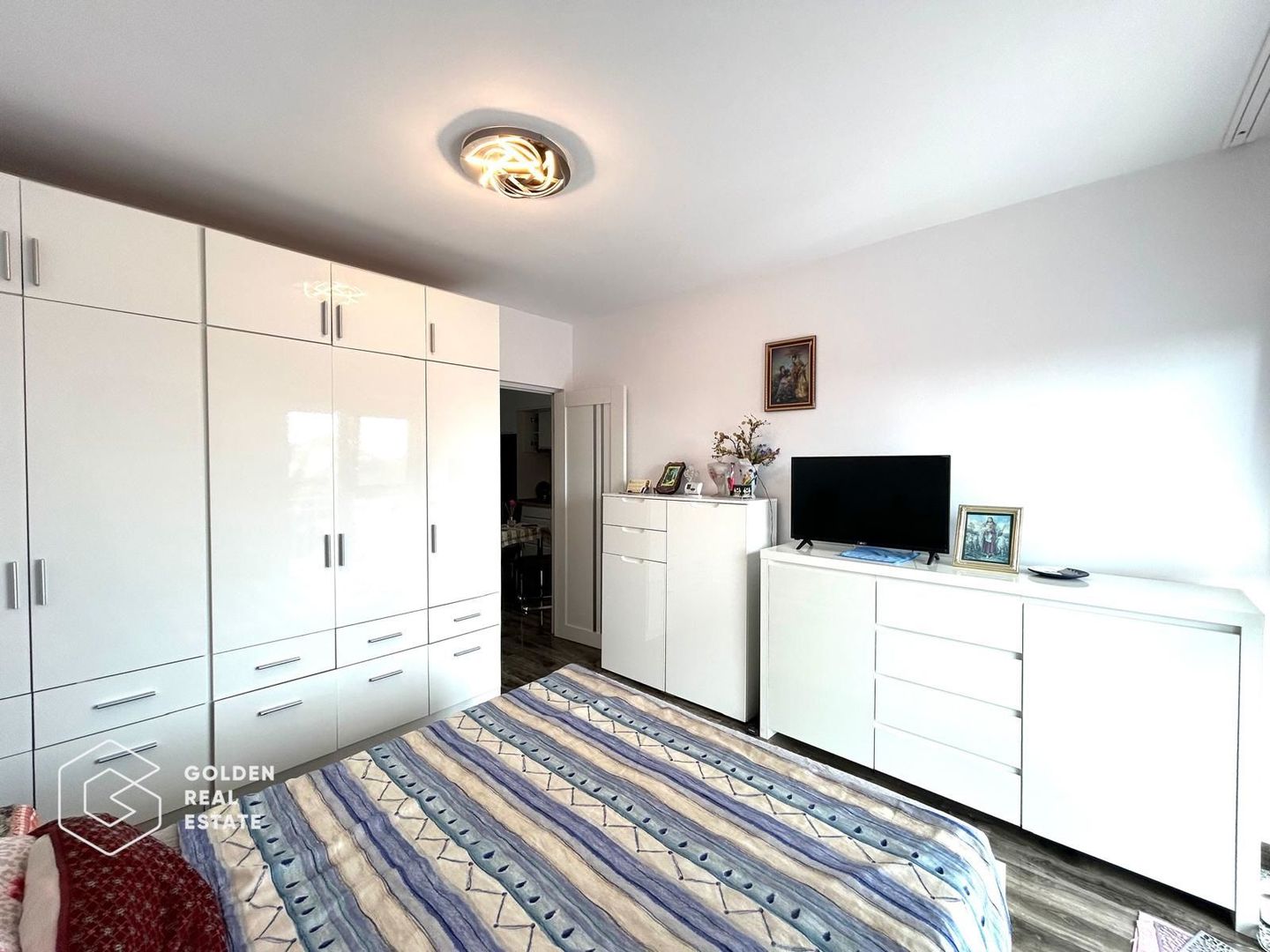Apartament spatios si loc de parcare, etaj 2, zona Calea Timisorii - Poză 6