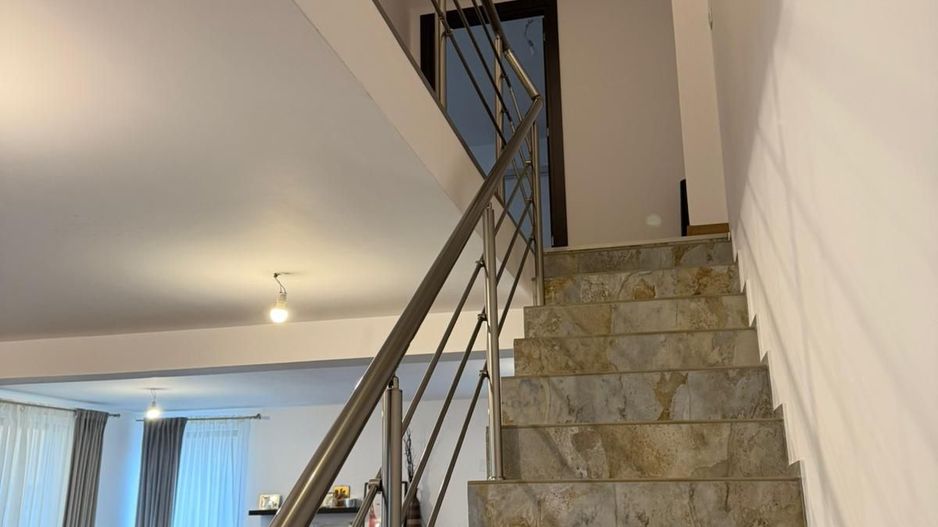 Vila 4 camere I Bucurestii Noi - Poză 9