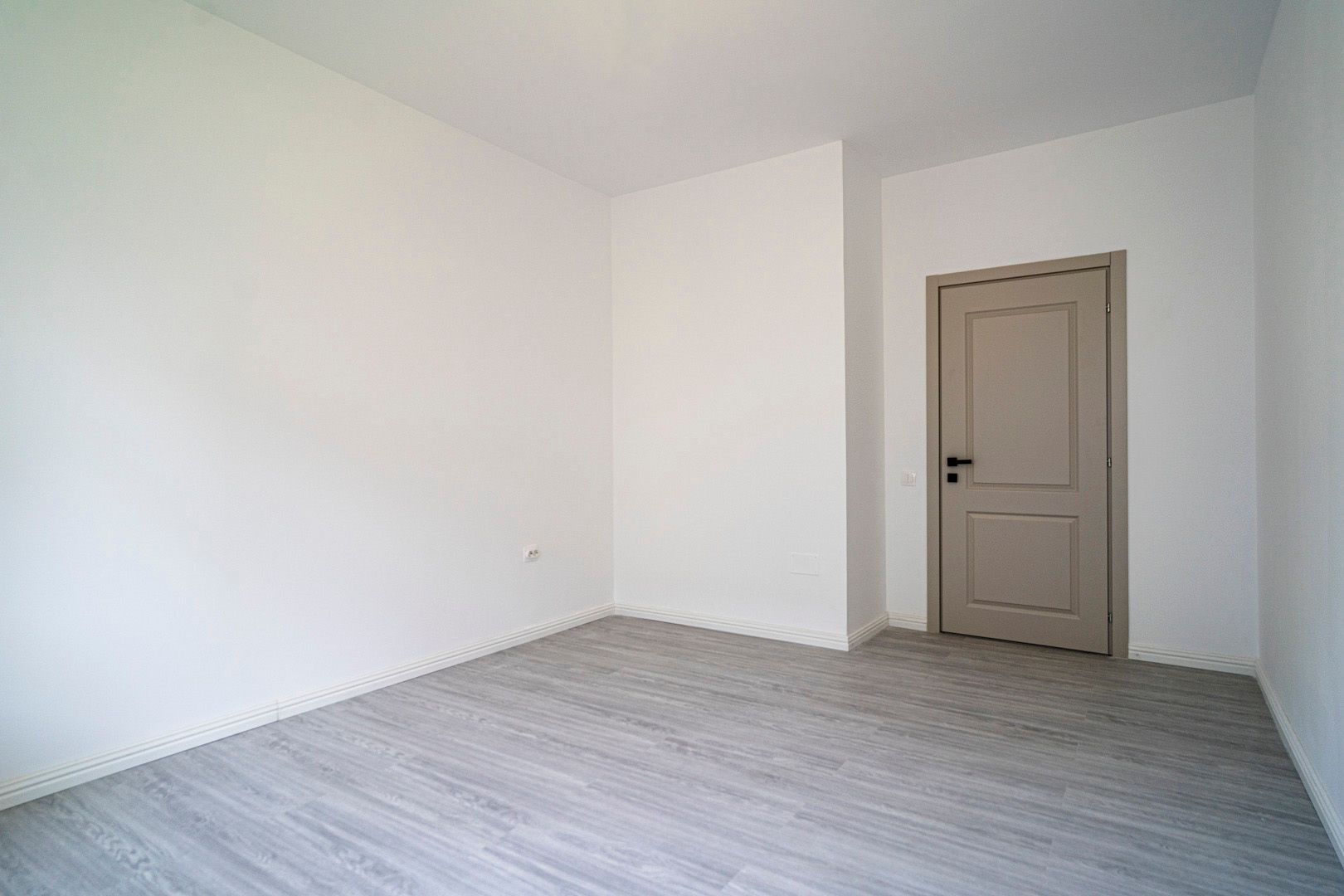 MILITARI, METROU PACII, 2 CAMERE, 57 mp, GRADINA, 150 mp - Poză 9