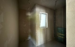 Case cuplate la liziera padurii , ideale pentru 2 familii ! - Poză 16