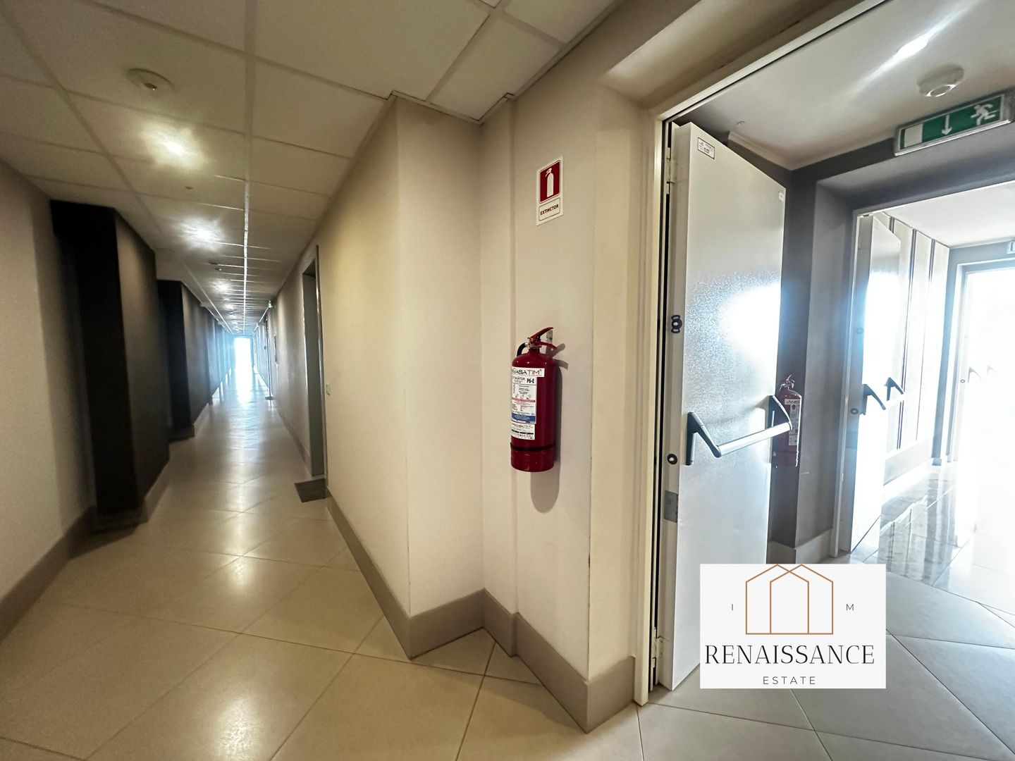 Central Apartament 2 Camere | 45mp Etaj 12/13 | Parcare Subterana - Poză 9