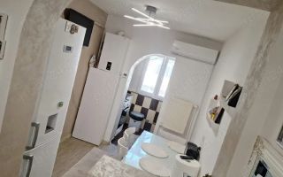 Apartament 2 Camere decom. Dacia et 3 4 Mobilat aer condiționat - Poză 3