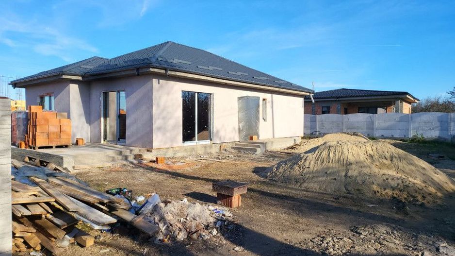 Vanzare Casa Bradu - Poză 1