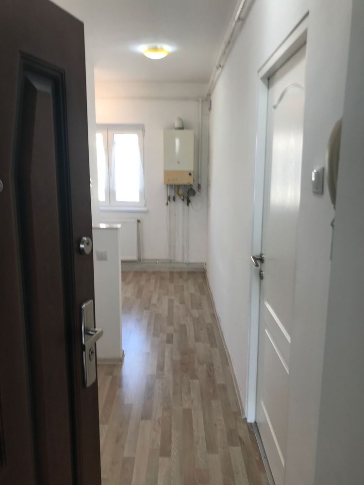 BRASADAS vinde garsoniera la etajul 4/4 in zona Careiului. - Poză 5