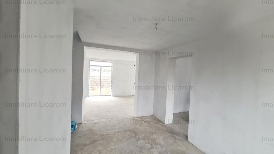 Vila Stupini P+E, 5 camere,curte,acces auto.(Parte Duplex) - Poză 12